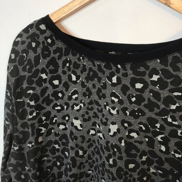 Seven7 Sheer Back Leopard Top - Picture 3 of 7